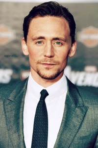 Tom_Hiddleston_q