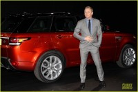 Дэниэл Крэйг. Дэнил Крэйг представляет  новый Range Rover Sport (фото и видео)