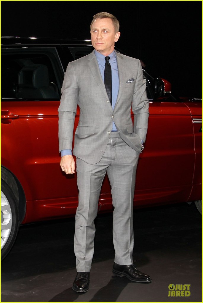 Дэниэл Крэйг. Дэнил Крэйг представляет  новый Range Rover Sport (фото и видео)