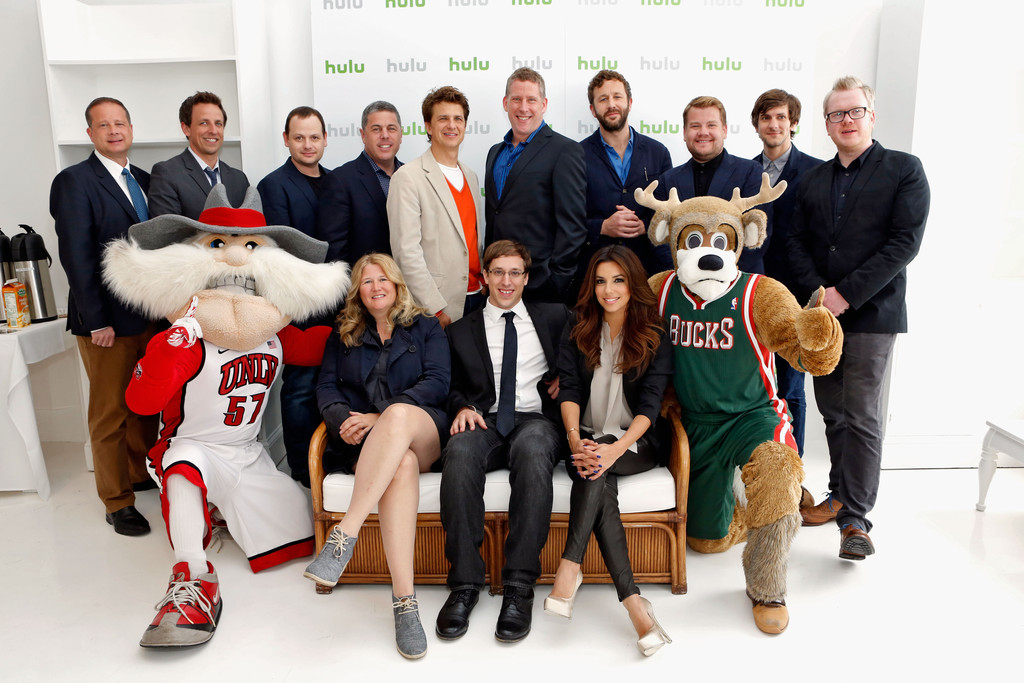 Ева Лонгория. Ева Лонгория приняла участие в Hulu Upfront Event в Нью-Йорке.