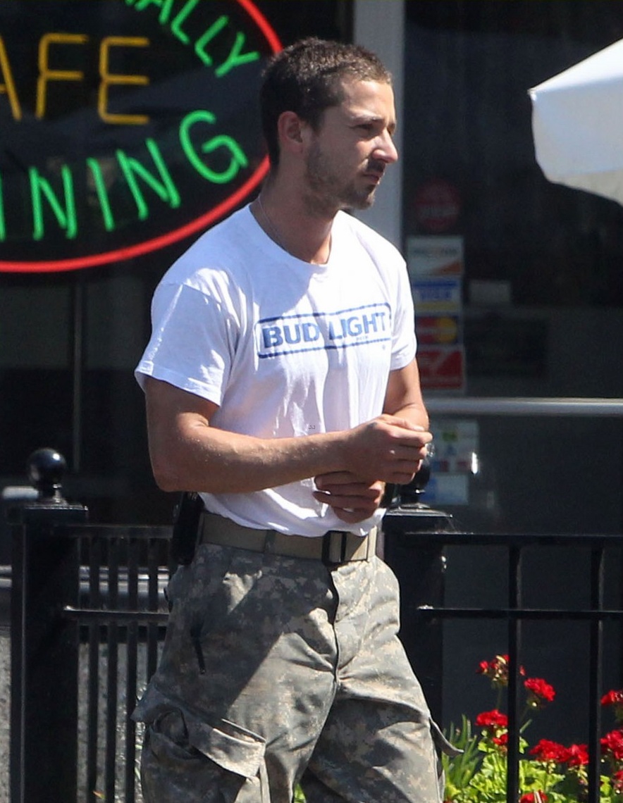 Шайа ЛаБаф. Папарацы