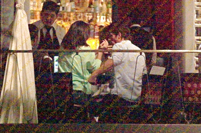 Cурия Вега. Папарацци запечатлели Сурию и Альберто за романтическим ужином в ресторане (10.04).