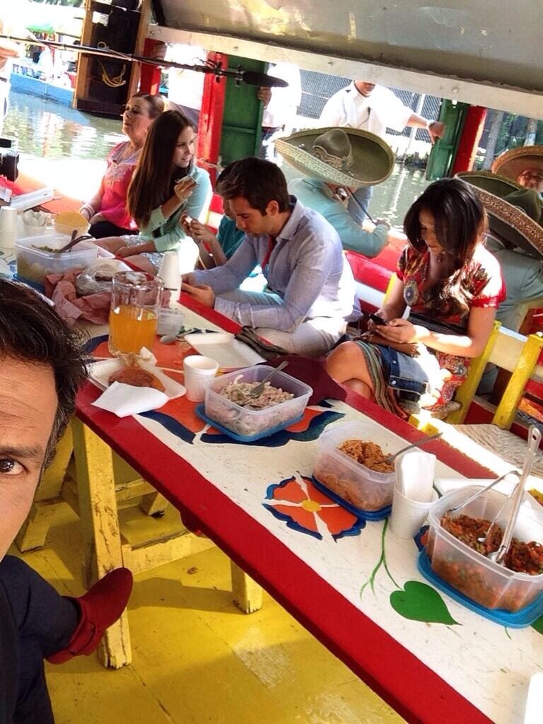 Cурия Вега. Фото Сурии со съемок теленовеллы «Какие же они богатые, эти бедные».