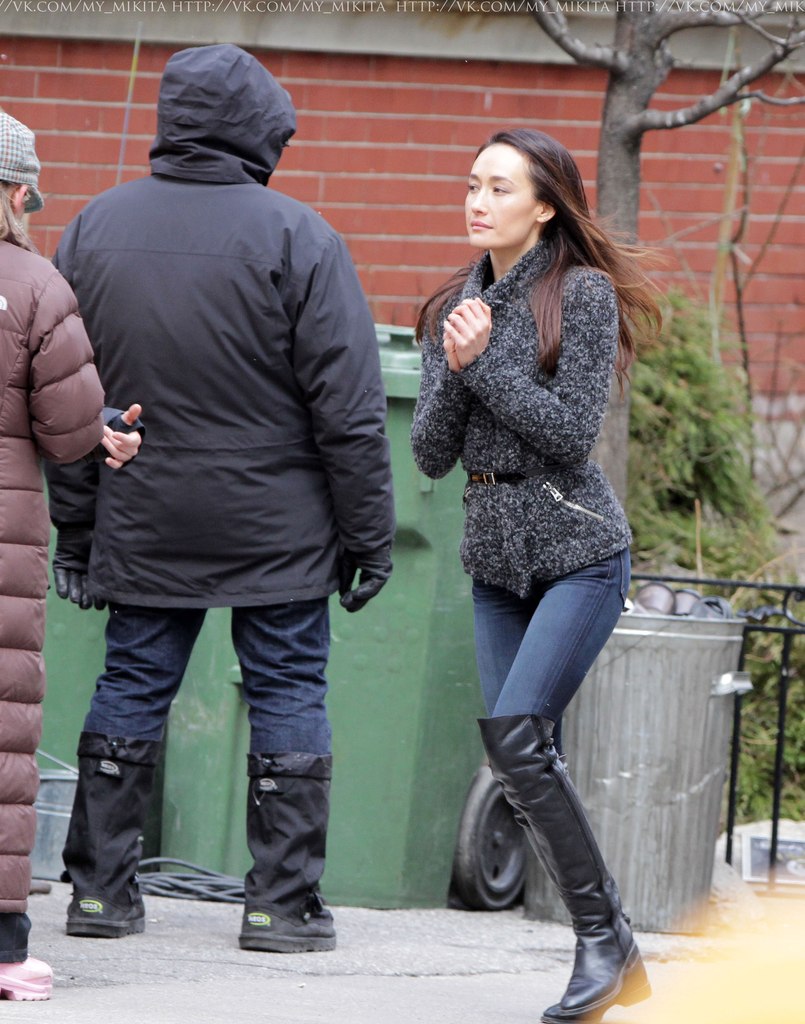 Мэгги Кью. Во вторник, 2 апреля, Шэйн и Мэгги были засняты папарацци во время съемок.