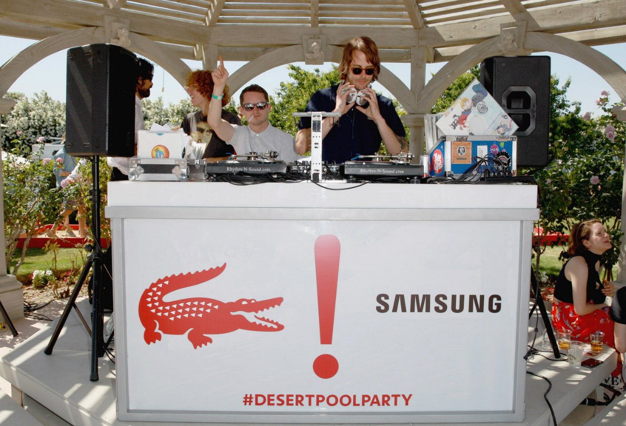 Элайджа Вуд. Coachella Lacoste Live Desert Pool Party II