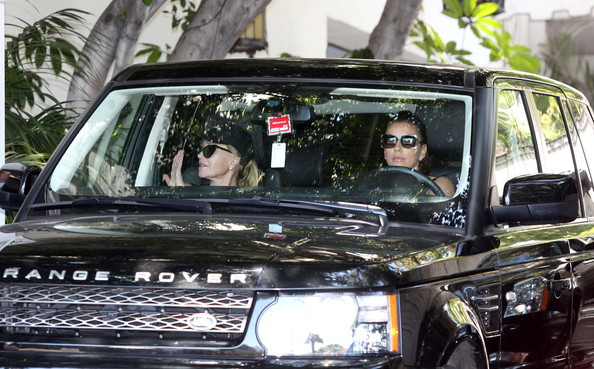 Ева Лонгория. Ева Лонгория и Мелани Гриффит в Шато Мармон, Западный Голливуд. 