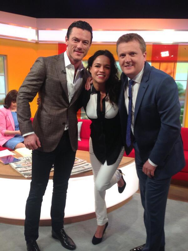 Мишель Родригес. Michelle Rodriguez & Luke Evans at DayBreak 