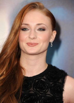 Софи Тернер. Софи Тернер на вечере, посвященном премьере 3 сезона "Игры Престолов" в Лос-Анжелесе