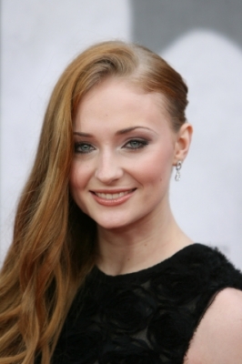 Софи Тернер. Софи Тернер на вечере, посвященном премьере 3 сезона "Игры Престолов" в Лос-Анжелесе