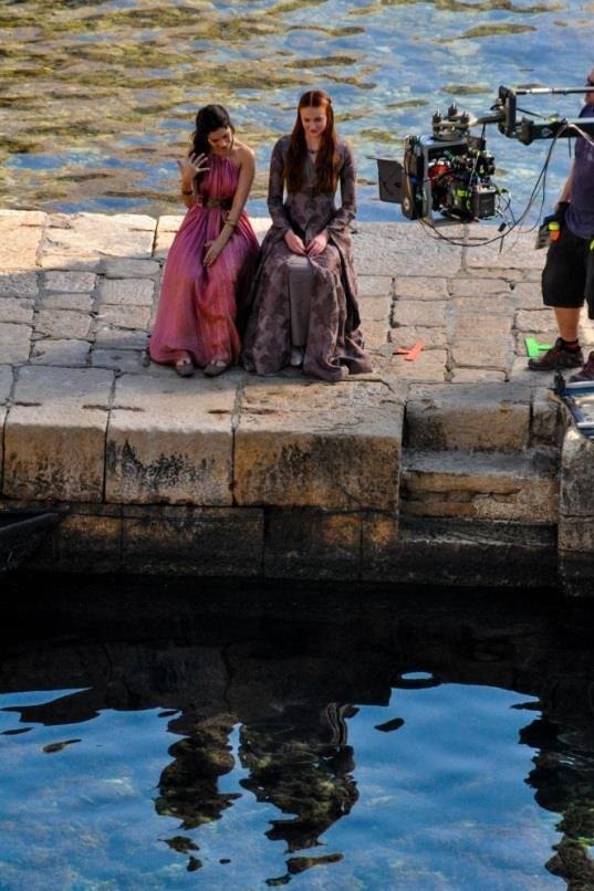 Софи Тернер. Старое/новое - все фотографии к 3 сезону "Игры Престолов" в одном месте