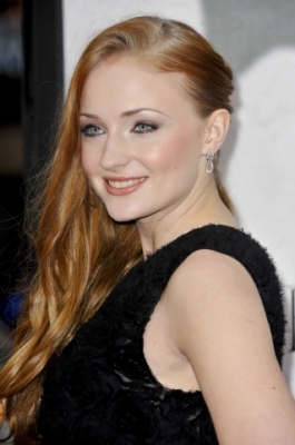 Софи Тернер. Софи Тернер на вечере, посвященном премьере 3 сезона "Игры Престолов" в Лос-Анжелесе