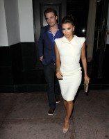 Ева Лонгория. Ева Лонгория ужинала со звездами шоу "Ready for Love"