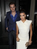 Ева Лонгория. Ева Лонгория ужинала со звездами шоу "Ready for Love"