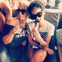 Рианна. РИАННА НА ПРАЗДНОВАНИИ ДНЯ РОЖДЕНИЯ СВОЕГО ДРУГА В МАЙАМИ - 11 АВГУСТА 