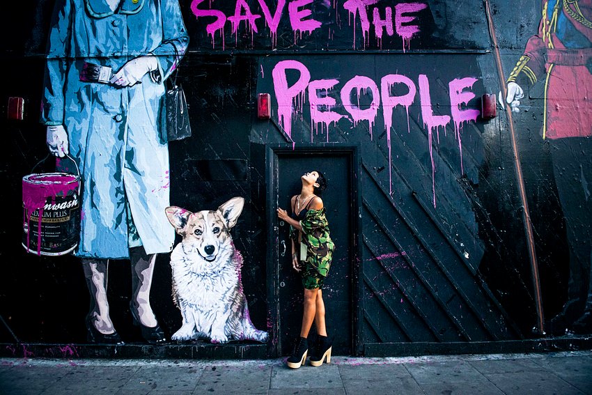 Рианна. В сети появились новые фотографии с промо-фотосессии к седьмому студийному альбому Рианны - «Unapologetic». 