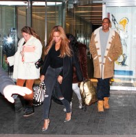Бейонсе Ноулз. #Jayonce покидают офисное здание «Parkwood Entertainment» в Нью-Йорке