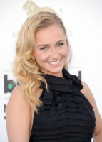 Хайден Панеттьери. Хайден Панеттьери Billboard Music Awards в MGM Grand Garden Arena в Лас-Вегасе 19 мая 2013