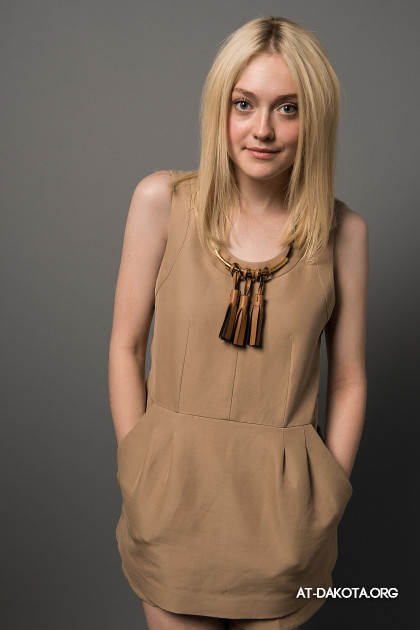 Дакота Фаннинг. Новые/старые фото Дакоты с фотосессии в рамках кинофестиваля в Торонто.