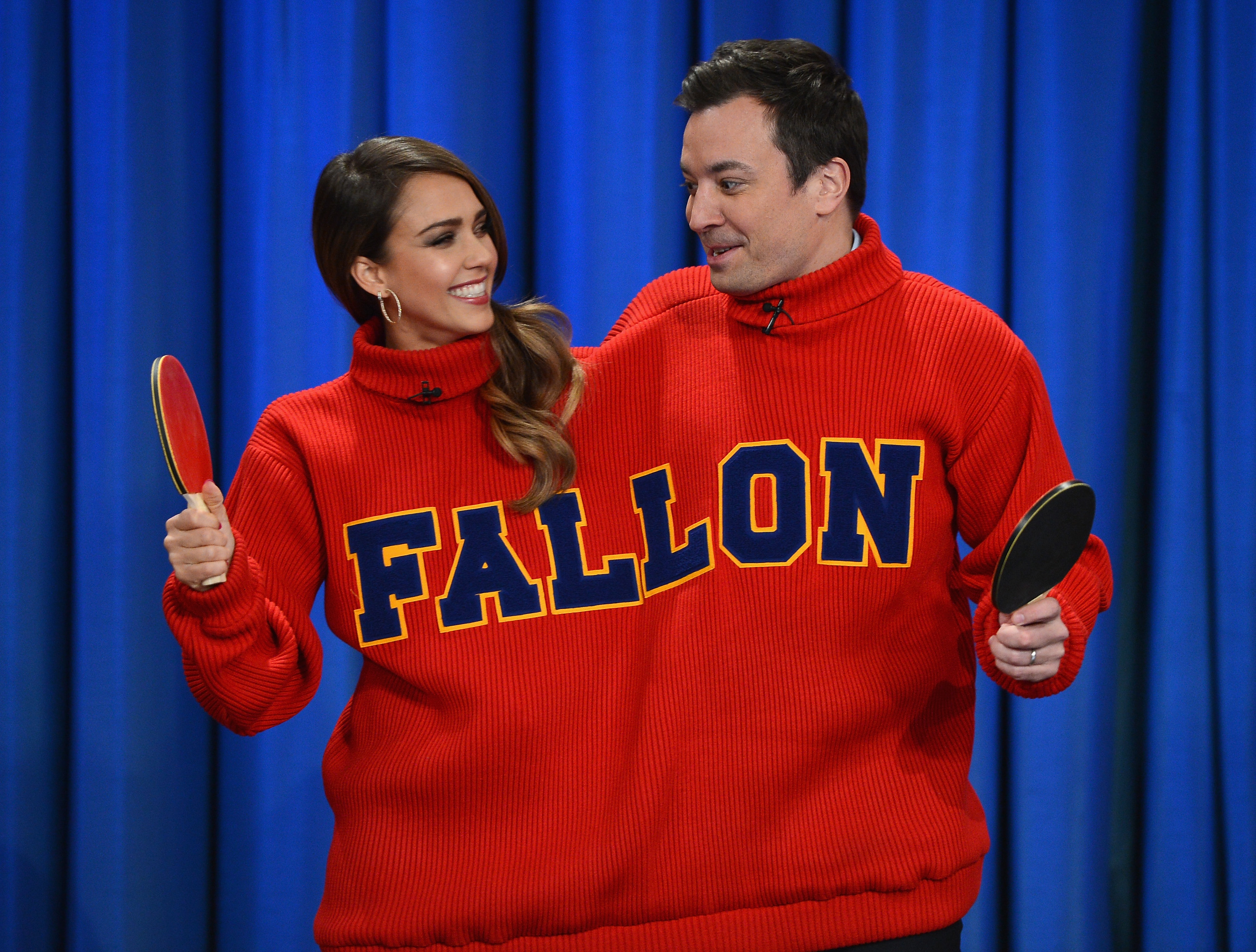 Джессика Альба. Джессика Альба на телешоу "Late Night with Jimmy Fallon" в Нью-Йорке