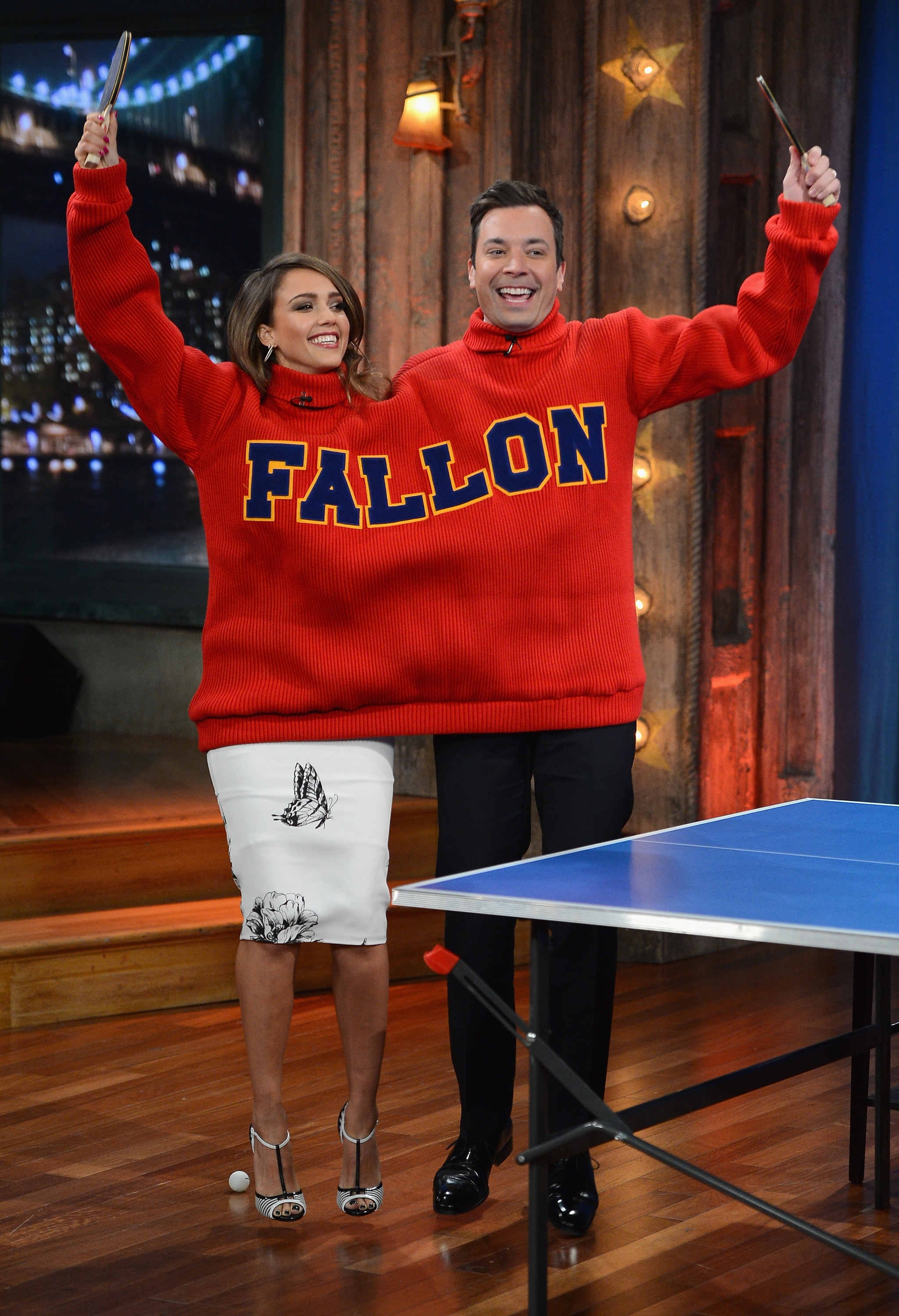 Джессика Альба. Джессика Альба на телешоу "Late Night with Jimmy Fallon" в Нью-Йорке