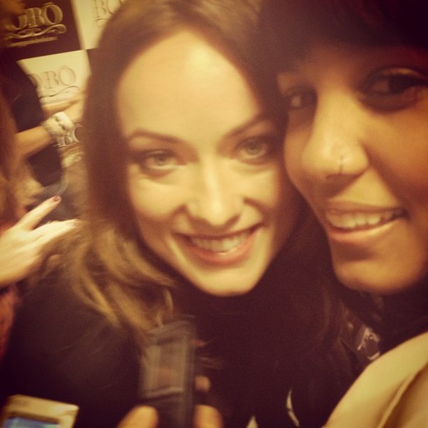 Оливия Уайлд. Фото счастливчиков которым удалось встретиться с Оливией во время её визита в Сан-Паулу