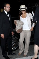 Ева Лонгория. Ева Лонгория в аэропорту LAX Лос-Анджелес, штат Калифорния