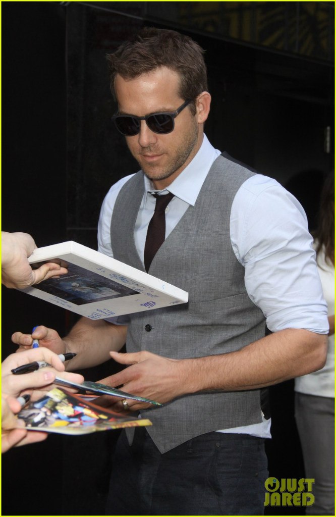 Райан Рейнольдс. Райан Рейнольдс и Джефф Бриджес на шоу "Good Morning America" 