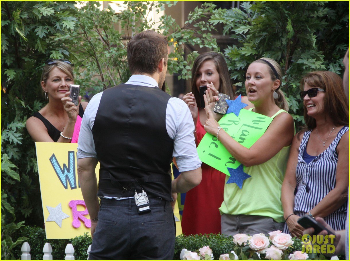 Райан Рейнольдс. Райан Рейнольдс и Джефф Бриджес на шоу "Good Morning America" 