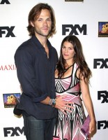 Женевьев Падалеки. Эксклюзив: Джаред Падалеки и его жена Женевьев ожидают 2-ого ребёнка.