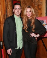 Линдси Лохан. Линдс на мероприятие Just Sing It App Launch! 16 декабря, в Нью - Йорке