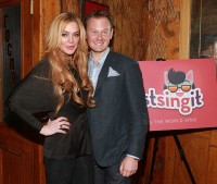 Линдси Лохан. Линдс на мероприятие Just Sing It App Launch! 16 декабря, в Нью - Йорке