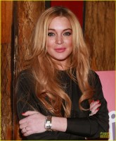 Линдси Лохан. Линдс на мероприятие Just Sing It App Launch! 16 декабря, в Нью - Йорке