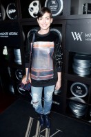 Энн Хэтэуэй. Энн посетила вечеринку, организованную компанией "Weinstein" в Парк Сити.