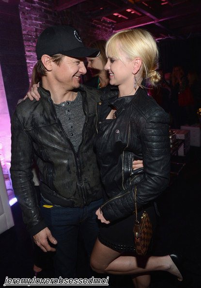 Джереми Реннер. Audi celebrates superbowl 2013 at the audi forum in New Orleans