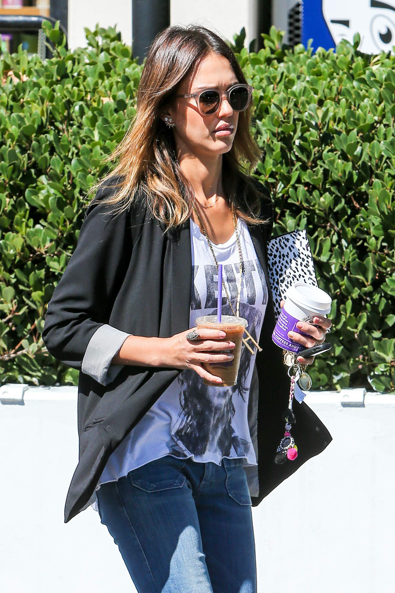 Джессика Альба. Джессика Альба в Беверли-Хиллз