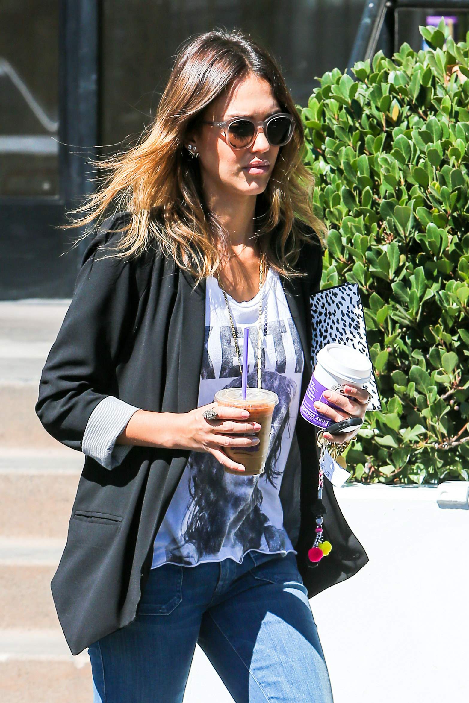 Джессика Альба. Джессика Альба в Беверли-Хиллз