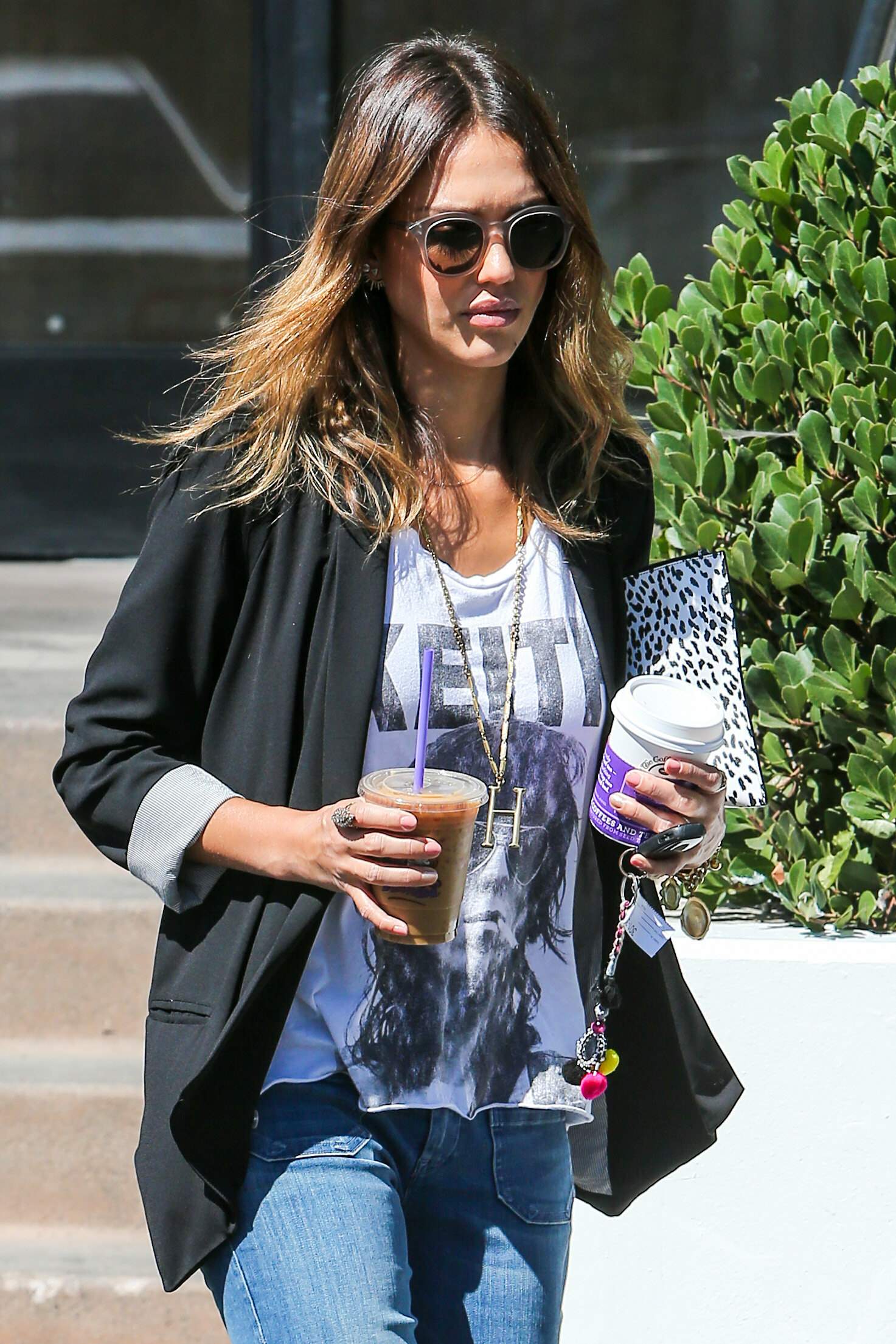 Джессика Альба. Джессика Альба в Беверли-Хиллз