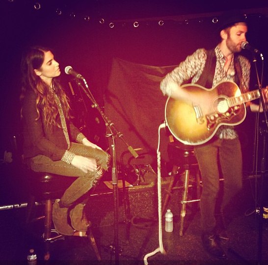 Никки Рид. Никки и Пол посетили благотворительное мероприятие «Step Up Womens Network», которое проходило в Калифорнии.