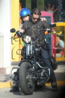 Cурия Вега. Зурия и Хорхе садятся на мотоцикл