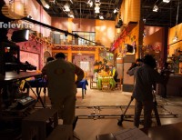 Cурия Вега. Кадры и фото со съемок новых эпизодов теленовеллы «Какие же они богатые, эти бедные».