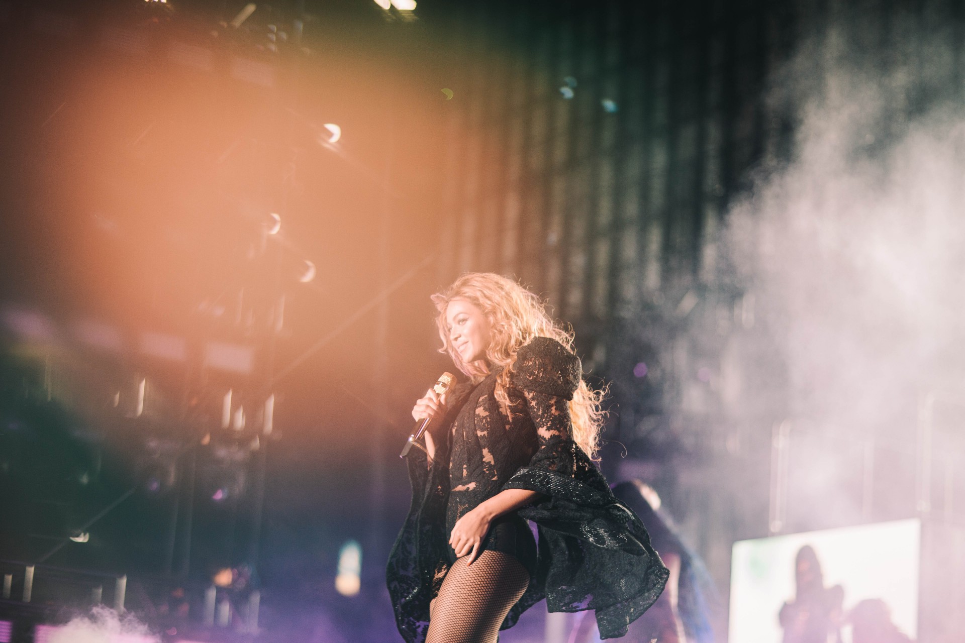 Бейонсе Ноулз. Фотоотчет из концерта в городе Фоксборо, штат Массачусетс в рамках тура «On The Run»