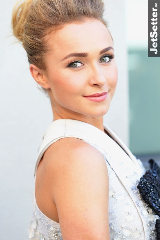 Хайден Панеттьери. Хайден Панеттьери и Владимир Кличко на показе мод "Giorgio Armani" в Милане