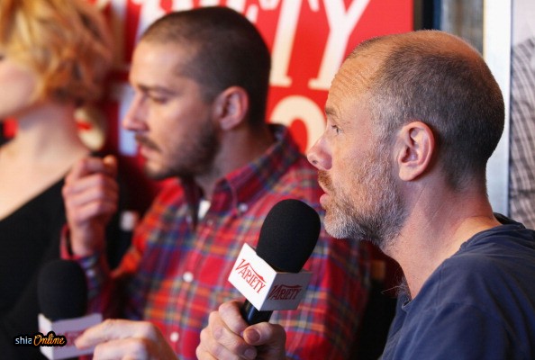 Шайа ЛаБаф. Шайа на интервью