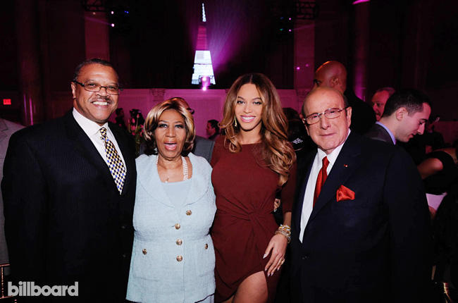 Бейонсе Ноулз. Бейонсе посетила ежегодное мероприятие «Billboard Women In Music» в Нью-Йорке