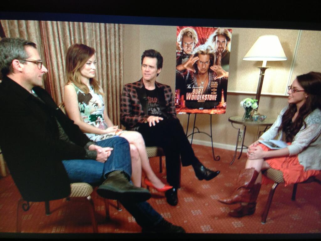 Оливия Уайлд. Фото со съёмок интервью актёров фильма «Невероятный Бёрт Уандерстоун»