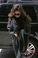 Ева Лонгория. Ева Лонгория направляется  в лечебный корпус, в Лос-Анджелесе.