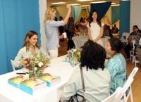 Джессика Альба. "Baby2Baby’s We Love Moms Party" в Лос-Анджелесе