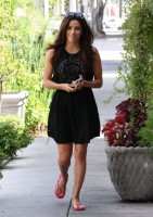 Ева Лонгория. Ева Лонгория направляется в салон красоты, Западный Голливуд, штат Калифорния.