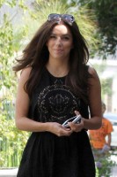 Ева Лонгория. Ева Лонгория направляется в салон красоты, Западный Голливуд, штат Калифорния.