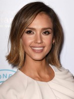 Джессика Альба. Джессика Альба на мероприятии Independent School Alliance For Minority Affairs Impact Awards Dinner